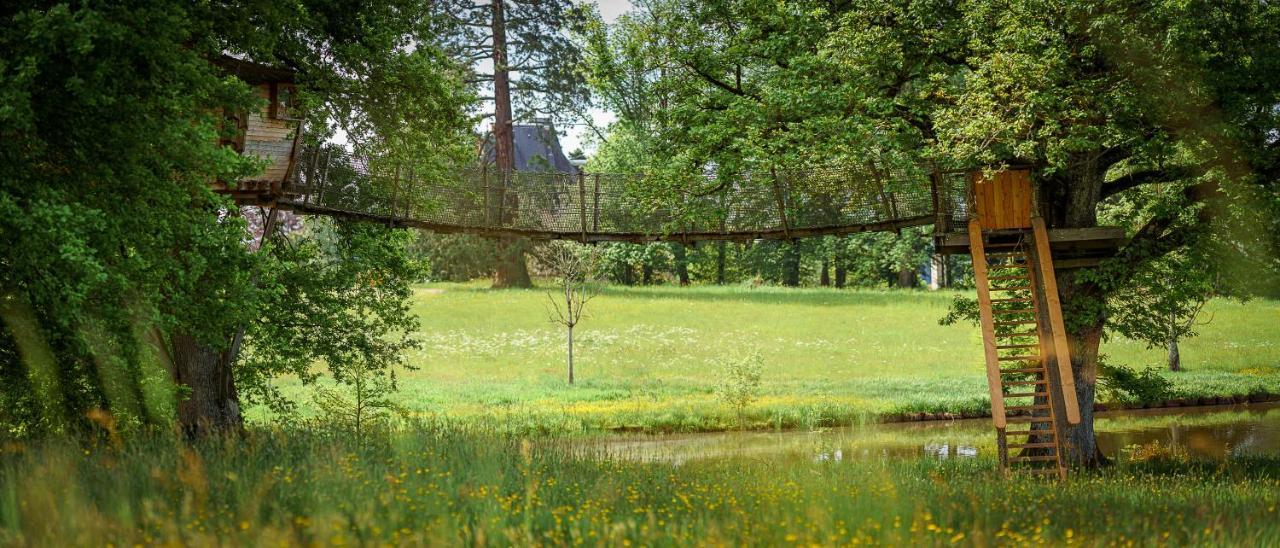 Cabane Perchée dans les Arbres Saint-Hilaire-en-Morvan Exterior foto